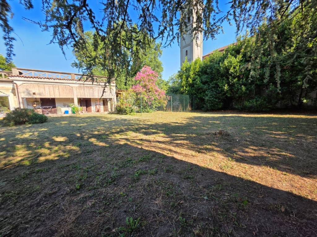 Villa a Casalbuttano ed uniti in Viale Graffignana - Foto 3