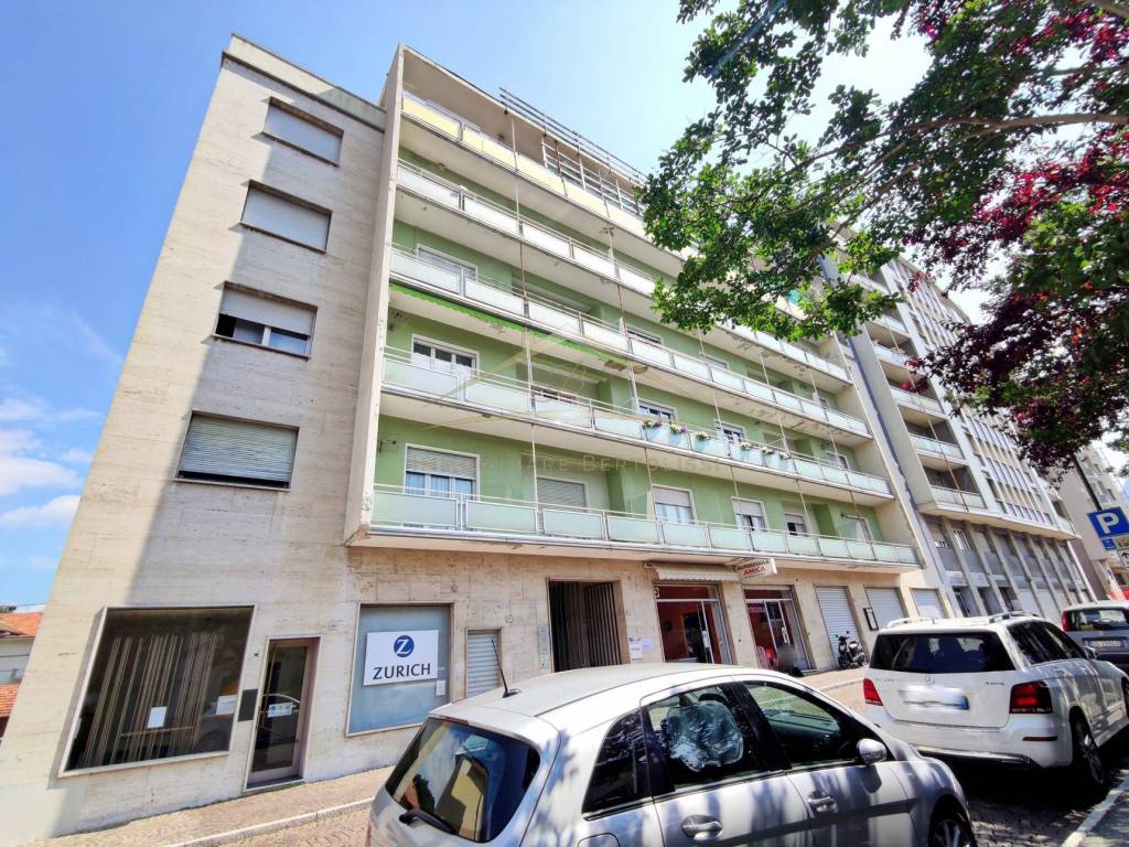 Appartamento a Borgosesia in Viale Duca d'Aosta, 73 - Foto 2