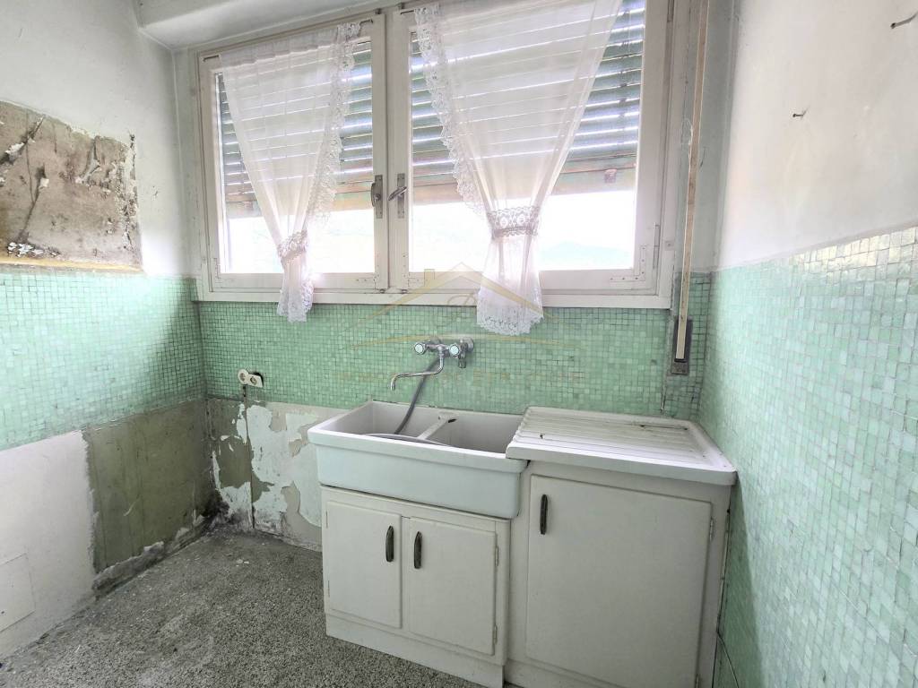 Appartamento a Borgosesia in Viale Duca d'Aosta, 73 - Foto 5
