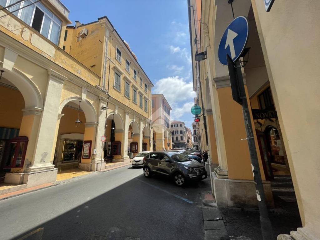 Appartamento a Imperia in Via Silvio Bonfante, 63 - Foto 4