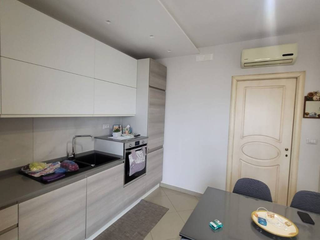 Appartamento a Trani in Via Superga - Foto 4