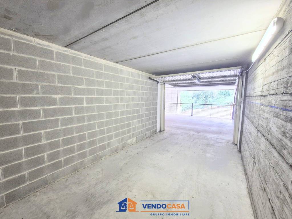 Box / garage a Finale ligure in Salita al Boschetto - Foto 3