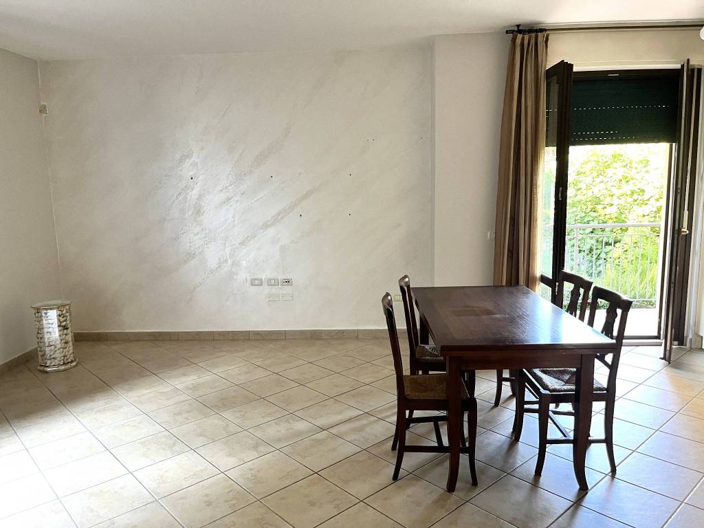 Appartamento a Fermignano in Via Piave - Foto 5