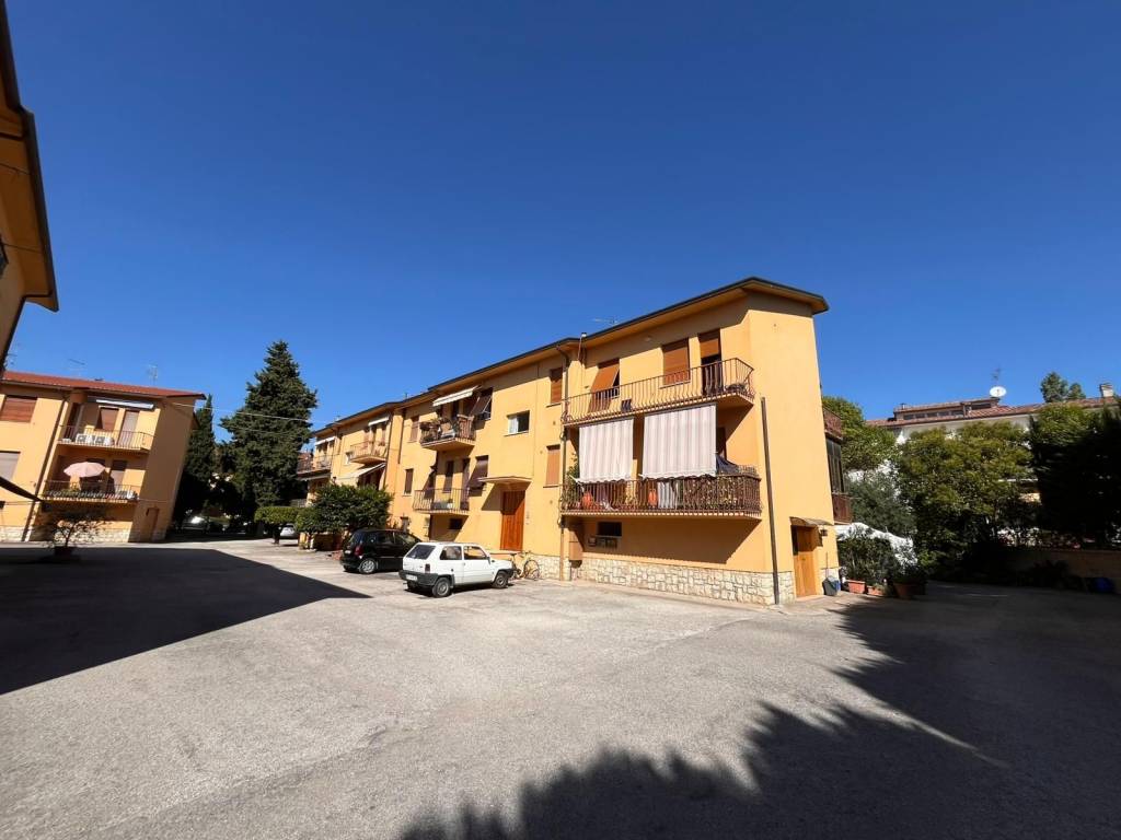 Appartamento a Assisi in Via della Repubblica, 17 - Foto 2