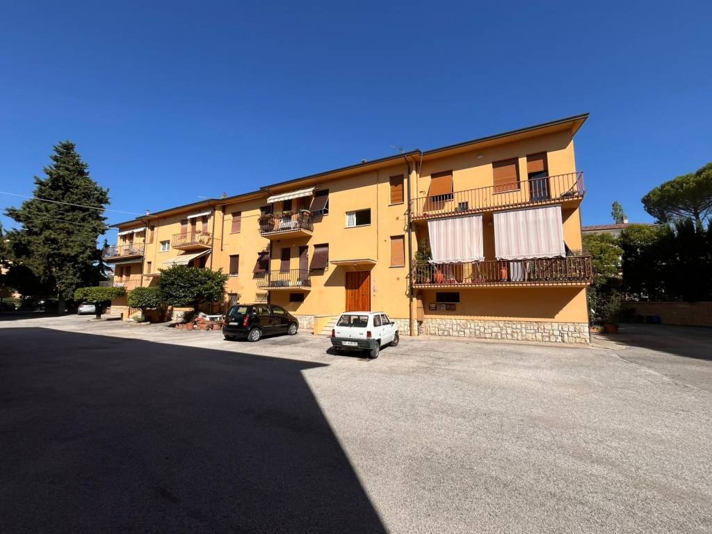 Appartamento a Assisi in Via della Repubblica, 17 - Foto 3