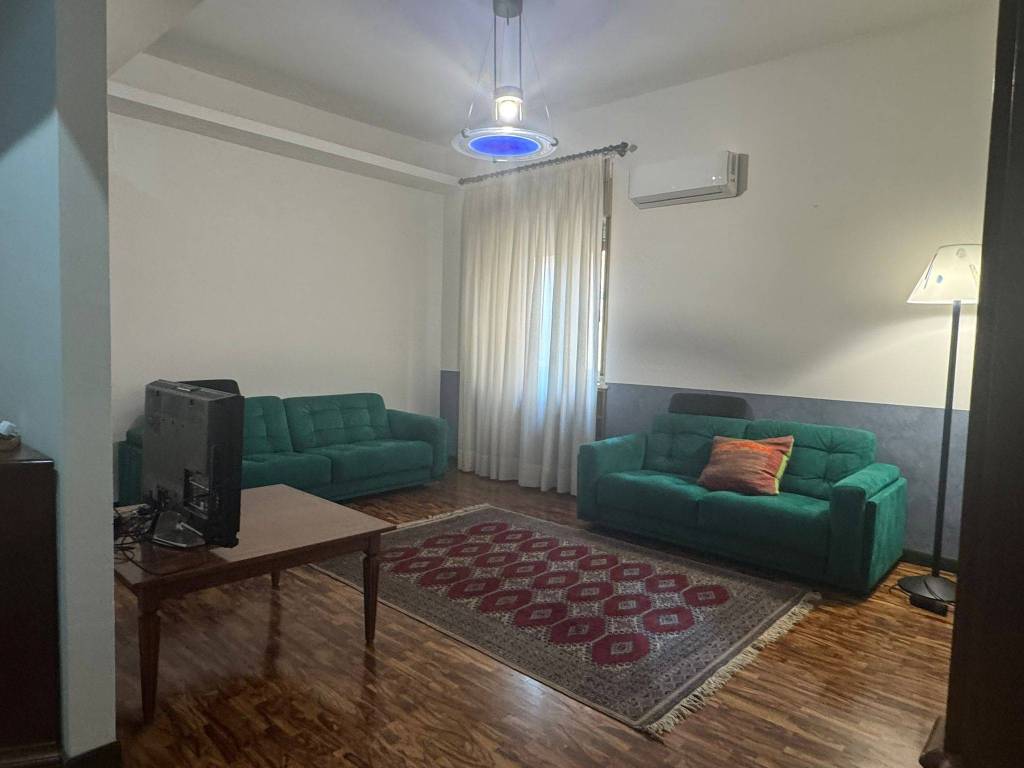 Appartamento a Caltanissetta in Viale Trieste, 43 - Foto 5