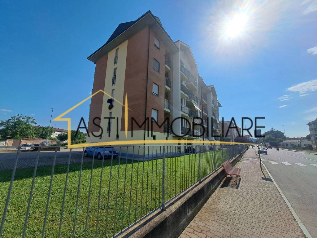 Appartamento a Asti in Via Anselmo Torchio, 64 - Foto 2