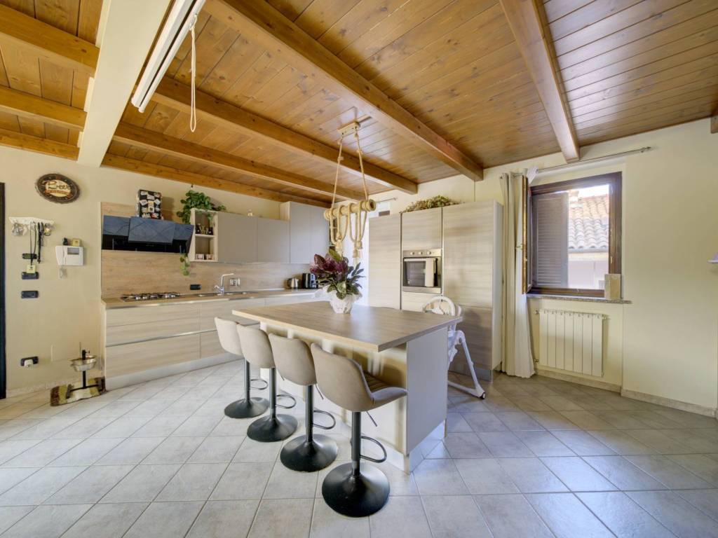 Appartamento a Leinì in Via Vincenzo Bonis, 19 - Foto 3