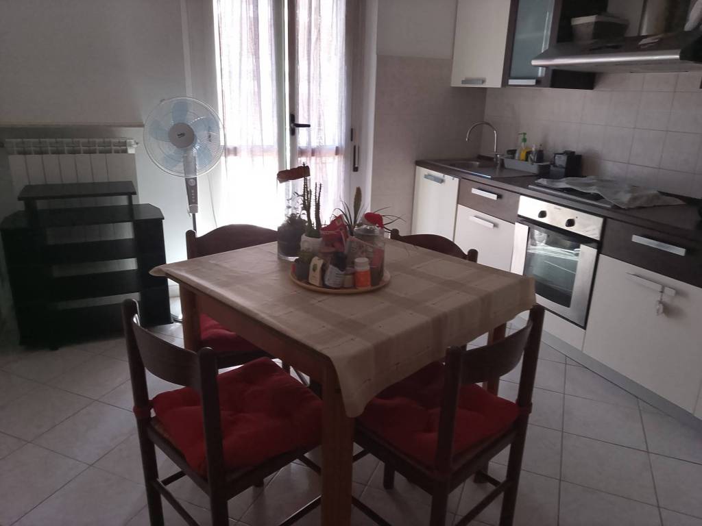 Appartamento a Alessandria in Via Achille Sclavo - Foto 2