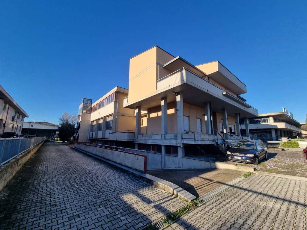 Immobile a Corridonia in Viale dell'Industria - Foto 3