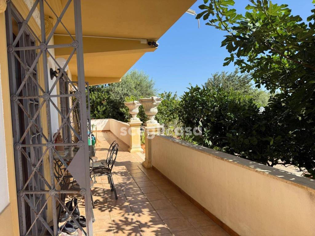 Villa a Carini in Via Strada Statale 113 Ovest, 126 - Foto 2