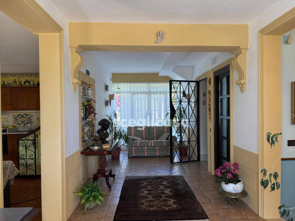 Villa a Carini in Via Strada Statale 113 Ovest, 126 - Foto 3