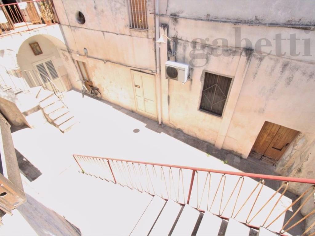 Appartamento a Copertino in via Cosimo Mariano - Foto 4