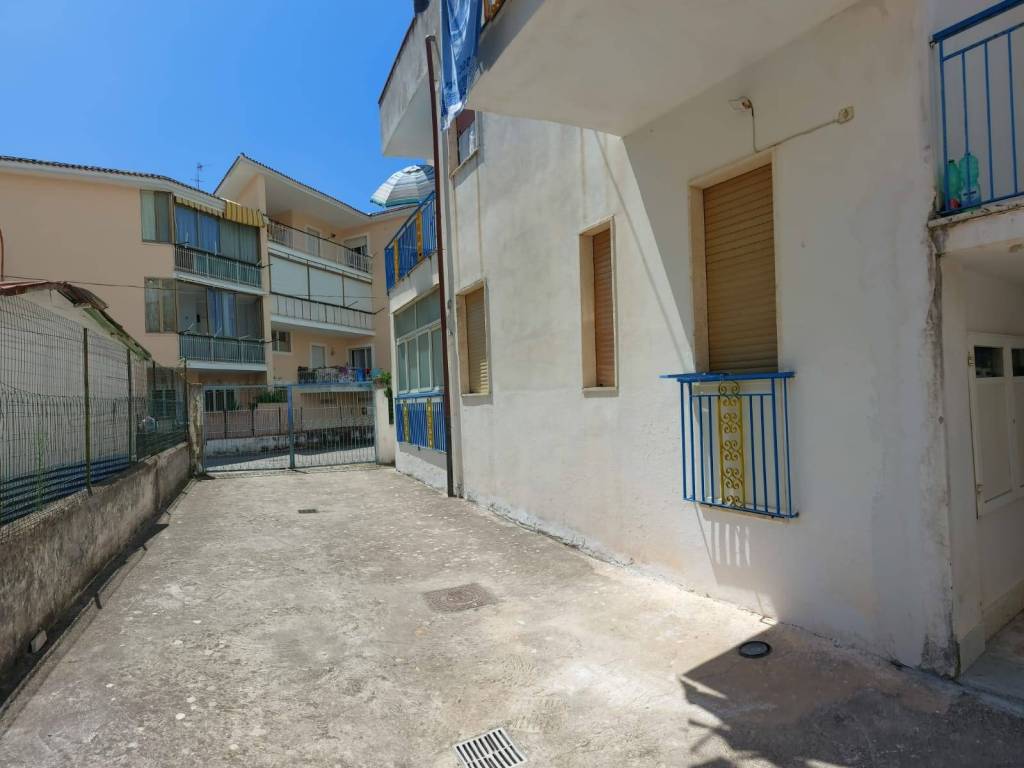 Appartamento a Ascea in Viale Mario Napoli - Foto 3
