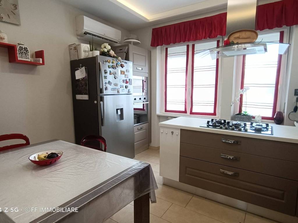 Appartamento a Tolentino in Viale Giacomo Matteotti - Foto 4
