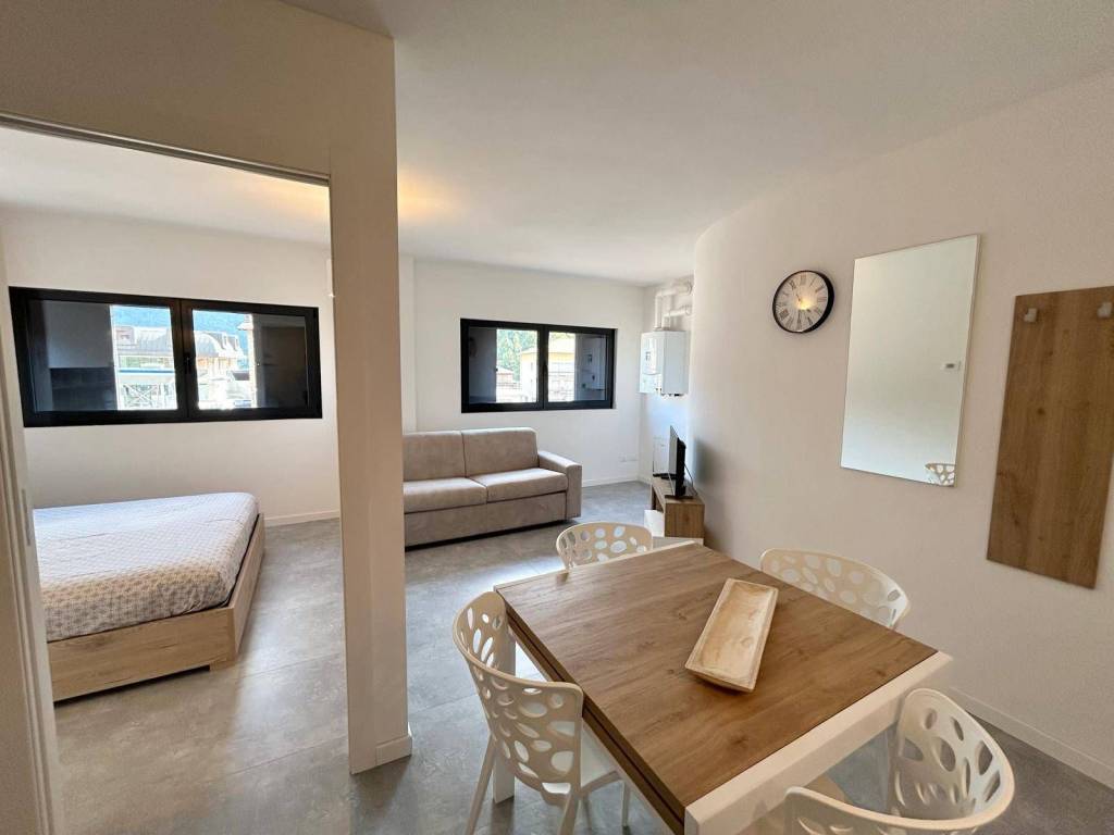 Appartamento a Clusone in Piazza Manzù, 15 - Foto 2