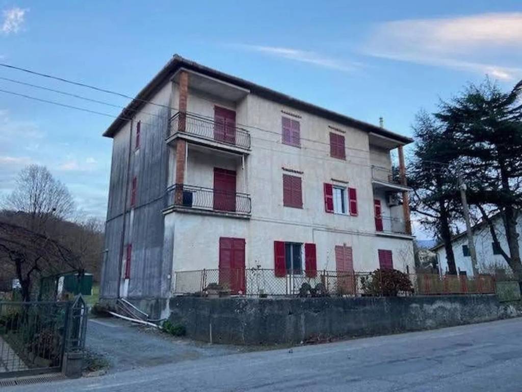 Appartamento a Pontinvrea in Via Giovo - Foto 2