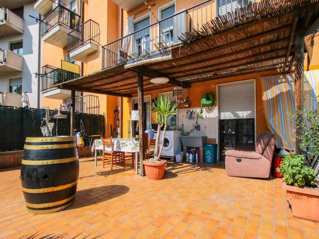 Appartamento a Verona in Via Tombetta, 146 - Foto 3