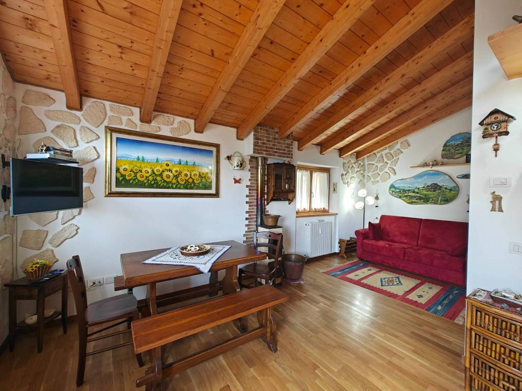 Appartamento a Chiesa in valmalenco in Località Primolo - Foto 2