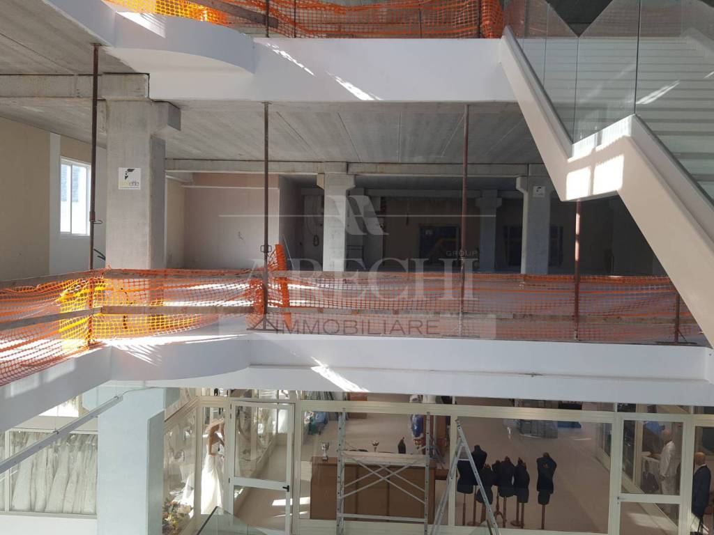 Palazzo / stabile a Salerno in Via delle Calabrie - Foto 2