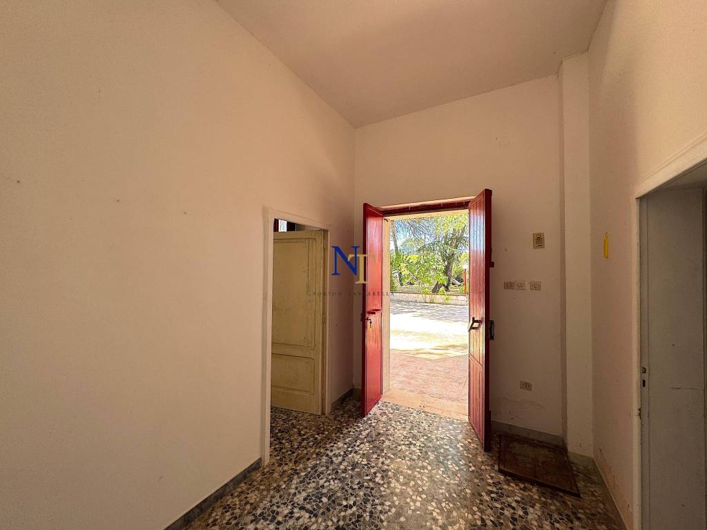 Villa a Ceglie messapica in Via Olivo e Monache - Foto 2