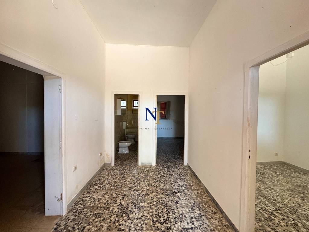 Villa a Ceglie messapica in Via Olivo e Monache - Foto 3