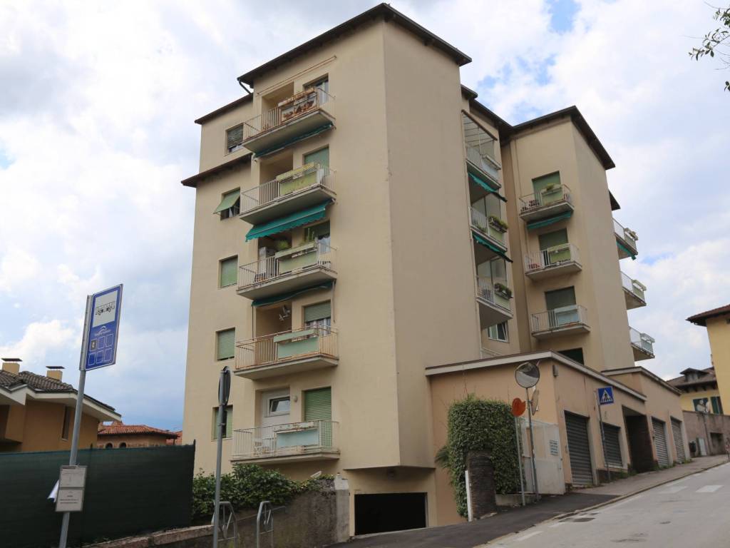 Appartamento a Trento in Via della Cervara, 55 - Foto 2