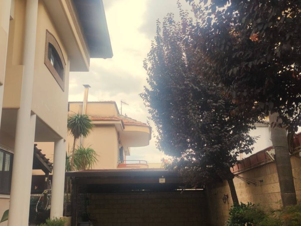 Villa a Trentola-ducenta in Via Enrico De Nicola - Foto 5