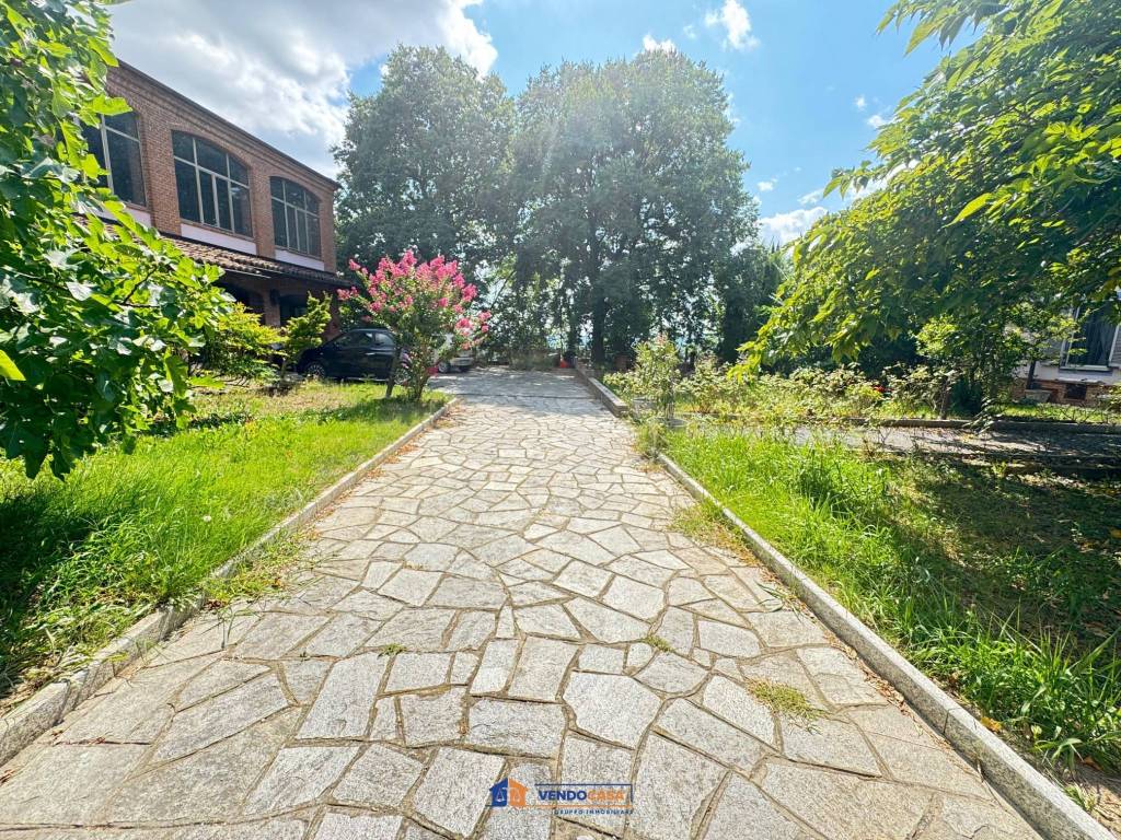 Villa a Costigliole d'asti in Strada Sant'Anna - Foto 3