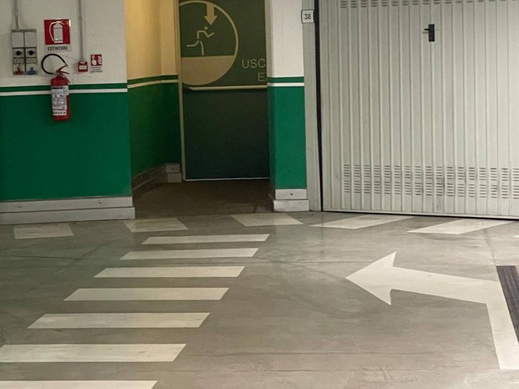 Box / garage a Padova in Via Gaspare Gozzi - Foto 3