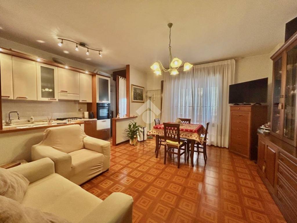 Appartamento a Casalserugo in Via Roma, 8 - Foto 2