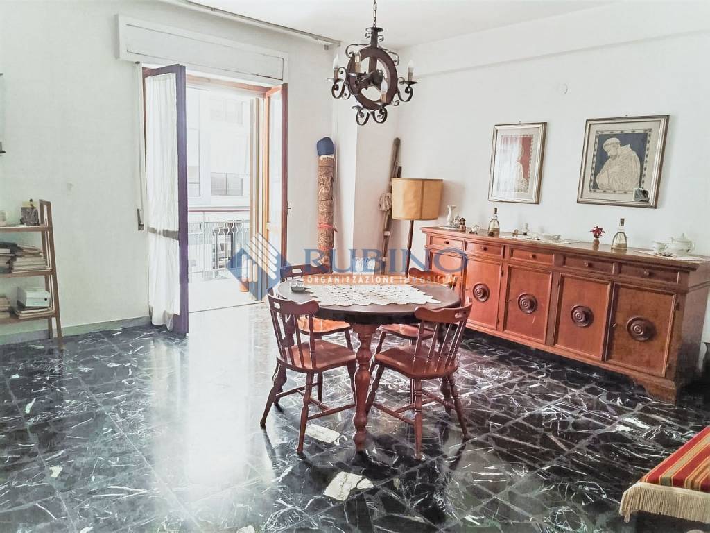 Appartamento a Barletta in Via Raffaele Girondi - Foto 2