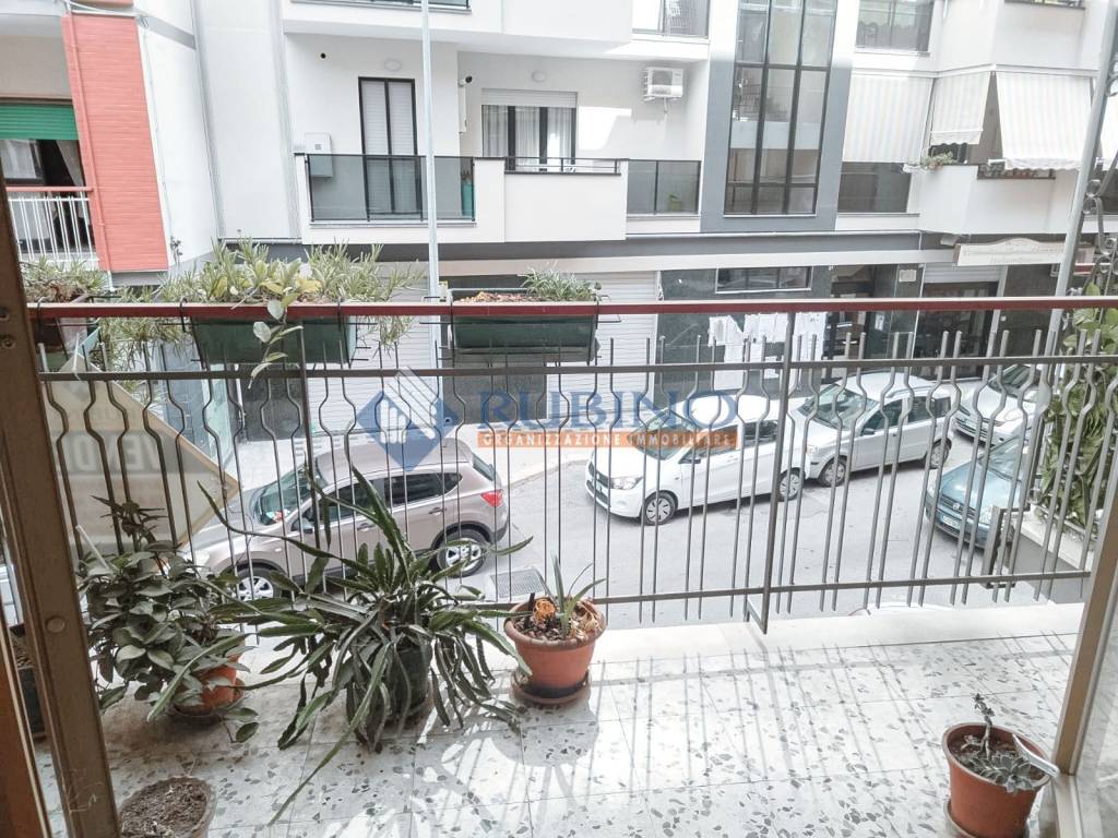 Appartamento a Barletta in Via Raffaele Girondi - Foto 3