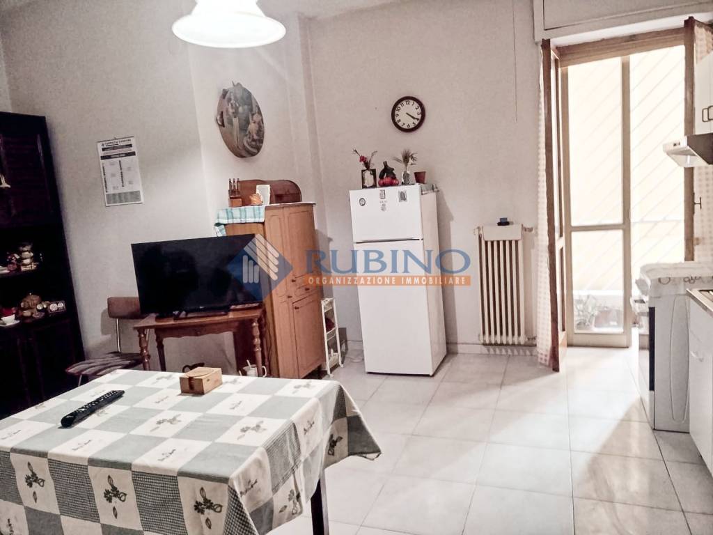 Appartamento a Barletta in Via Raffaele Girondi - Foto 4