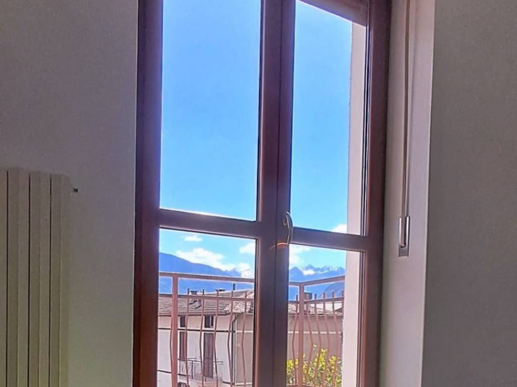 Villa a Buglio in monte in Via 4 Novembre, 15 - Foto 2