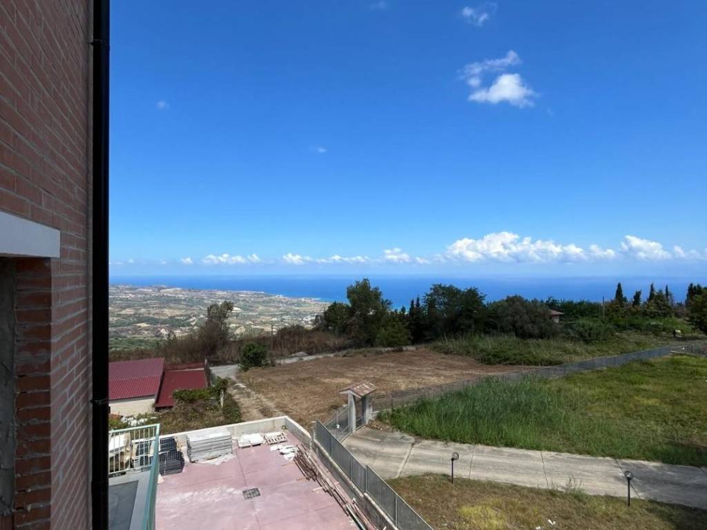 Appartamento a Vibo valentia in Viale della Pace - Foto 4