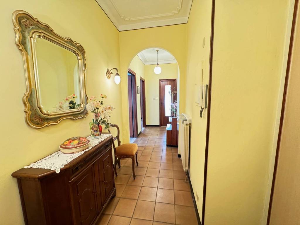 Appartamento a Canelli in Viale Indipendenza - Foto 5