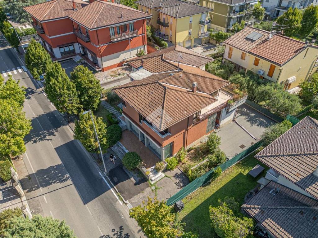 Villa a Fumane in Viale Verona, 19 - Foto 2