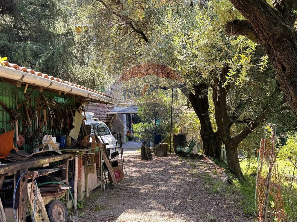 Casa indipendente a Serra riccò in Via Costa Fontane Favareto - Foto 4