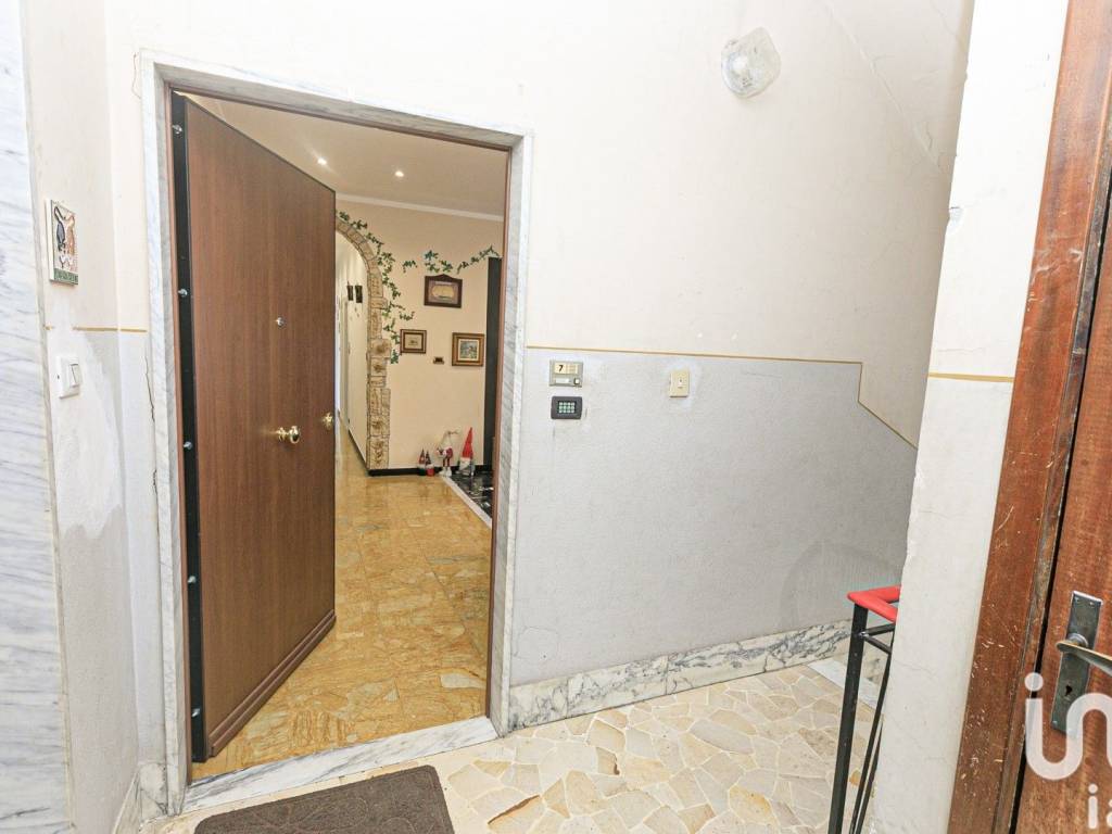 Appartamento a Serra riccò in Via FRATELLI GAZZO, 21 - Foto 2