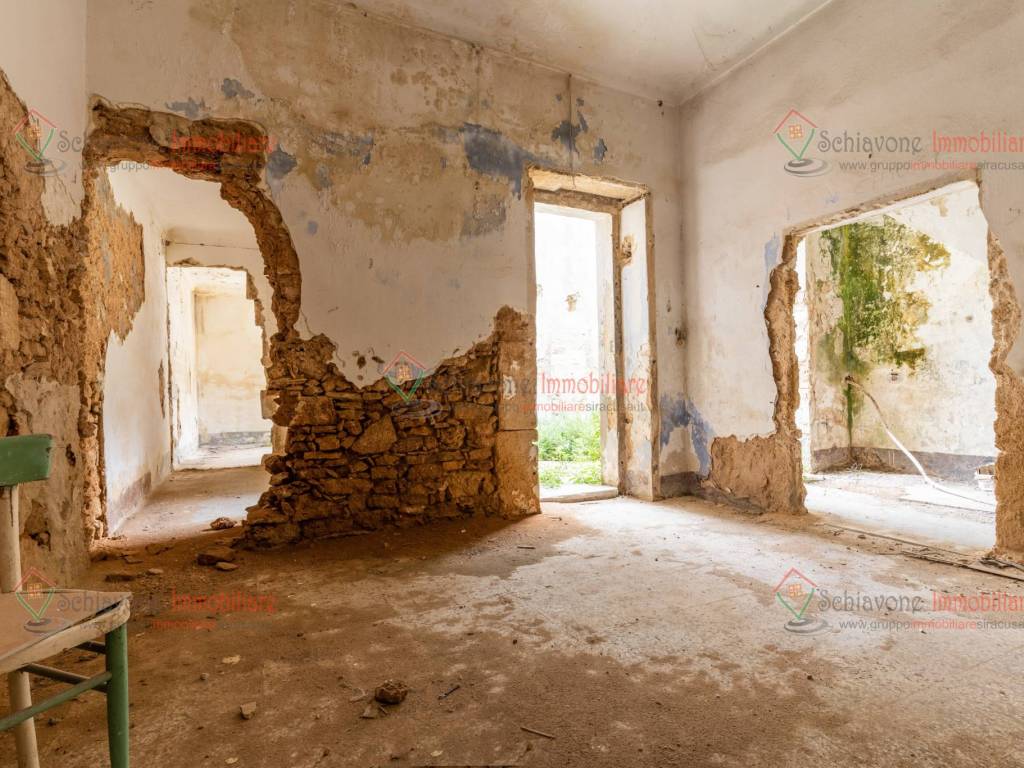 Appartamento a Floridia in via Francesco Crispi - Foto 4