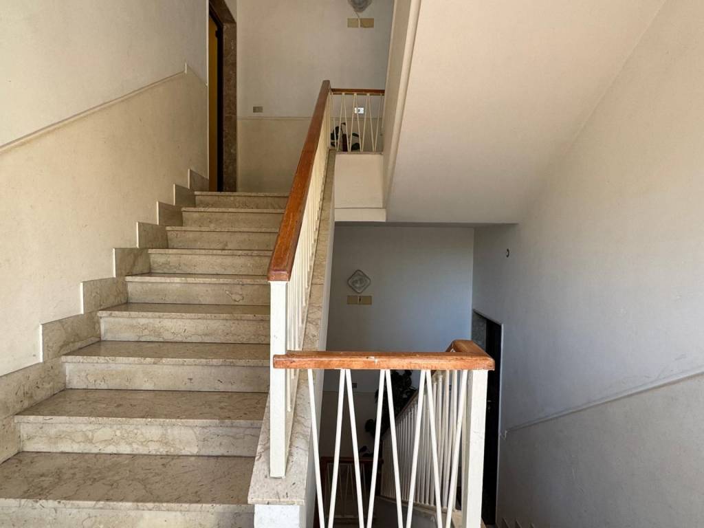 Appartamento a Caltanissetta in Via Edmondo De Amicis, 104 - Foto 2
