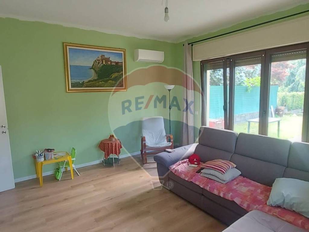 Casa indipendente a Cuvio in Via Gemonio, 16 - Foto 5