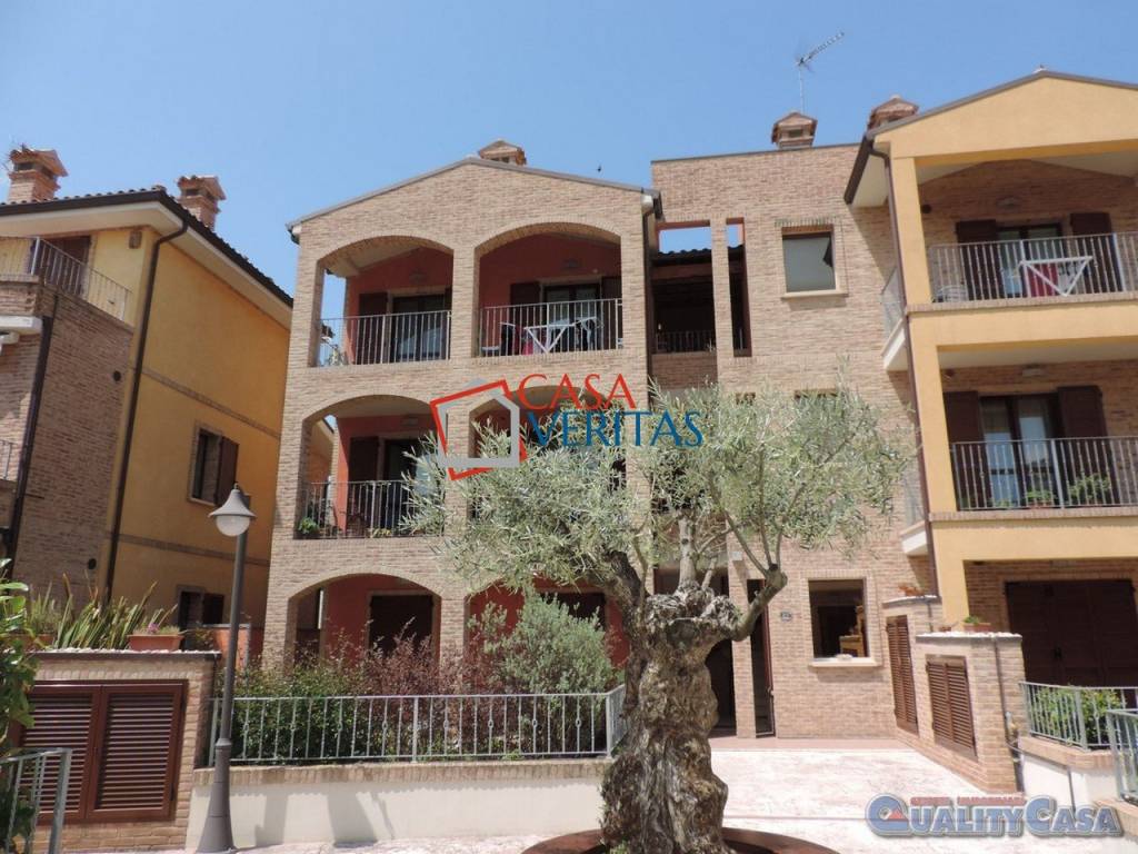 Appartamento a Falconara marittima in Via Sirio Sebastianelli, 25 - Foto 2