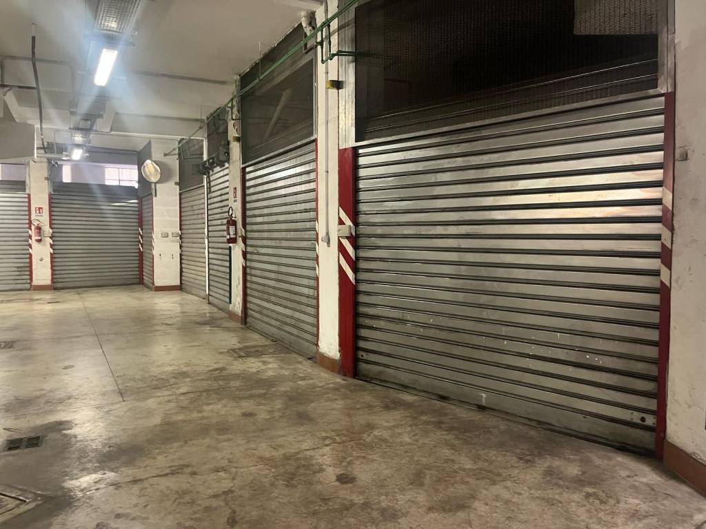Box / garage a Roma in Via Costantino Lazzari - Foto 3