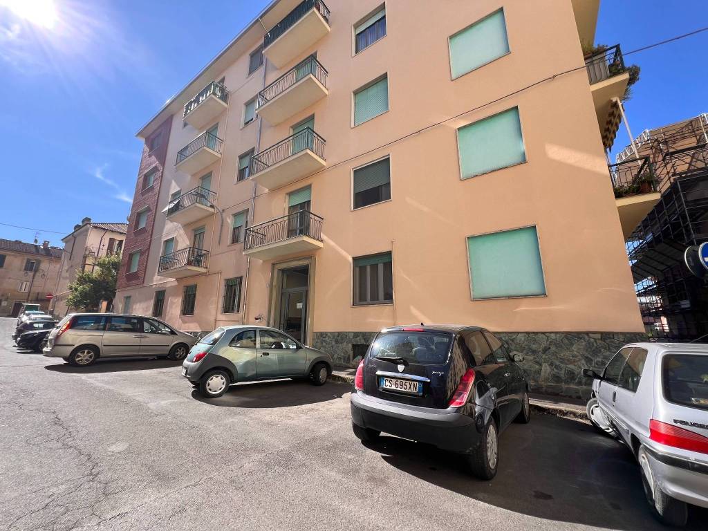 Appartamento a Acqui terme in Via Giordano Bruno, 26 - Foto 2
