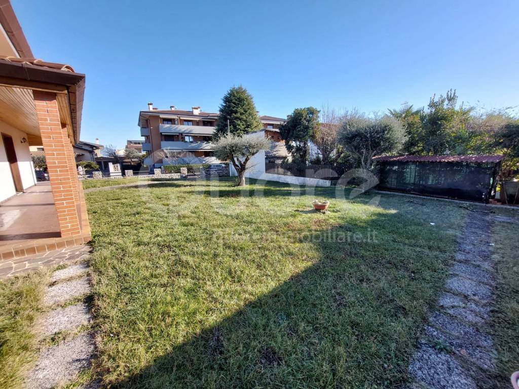 Casa indipendente a Tavagnacco in Via Giulio Cesare, 23 - Foto 3