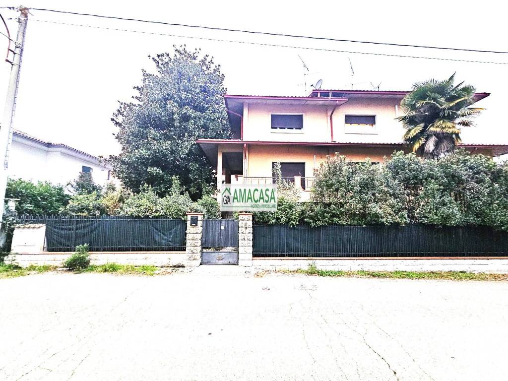Villa a Castellarano in Quartiere Don Reverberi - Foto 3