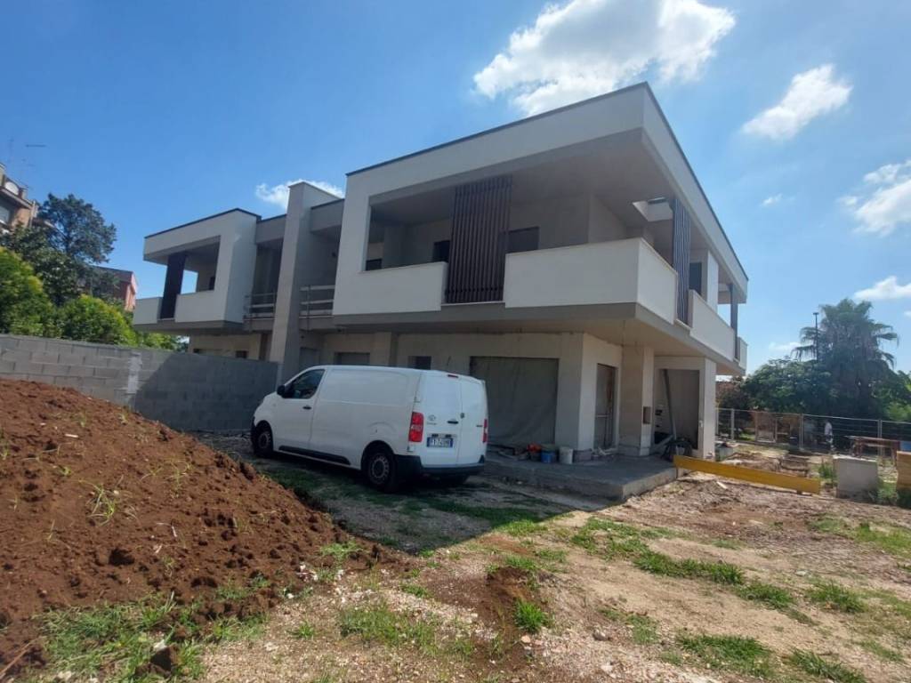 Villa a Aprilia in Via Nuoro - Foto 4