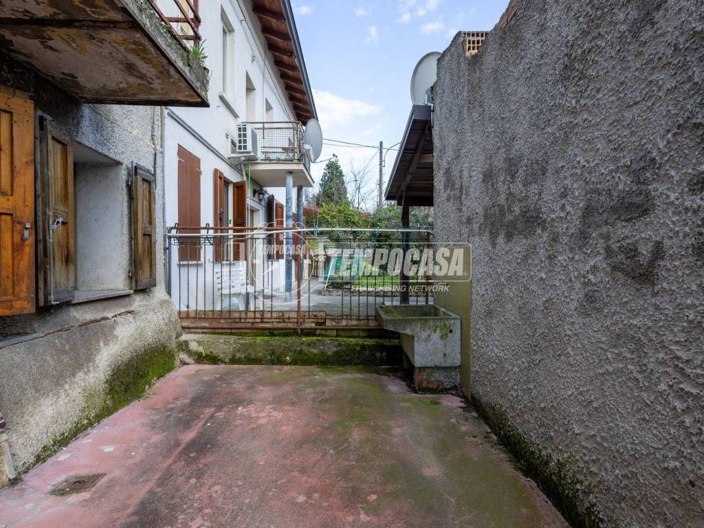 Villetta a schiera a Montecchio emilia in Via Achille Grandi - Foto 3